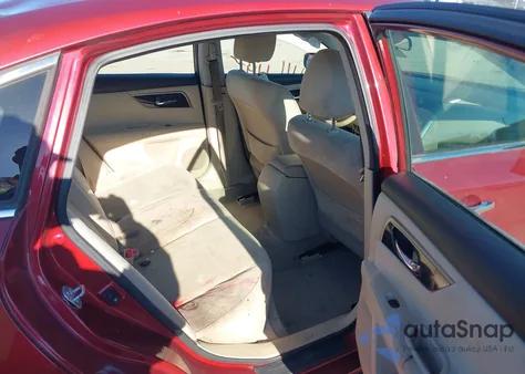 2014 Nissan Altima 2.5 S из США, поврежденный, VIN 1N4AL3AP1EC167858